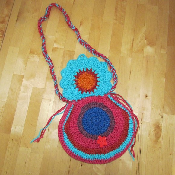 Taller de ABU handmade crochet purse - Picture 5 of 16